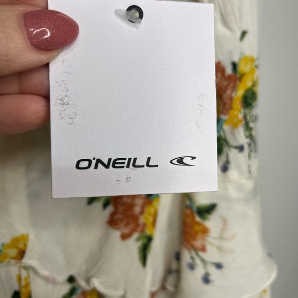 NWT O’Neill Floral Blouse - Picture 7 of 9